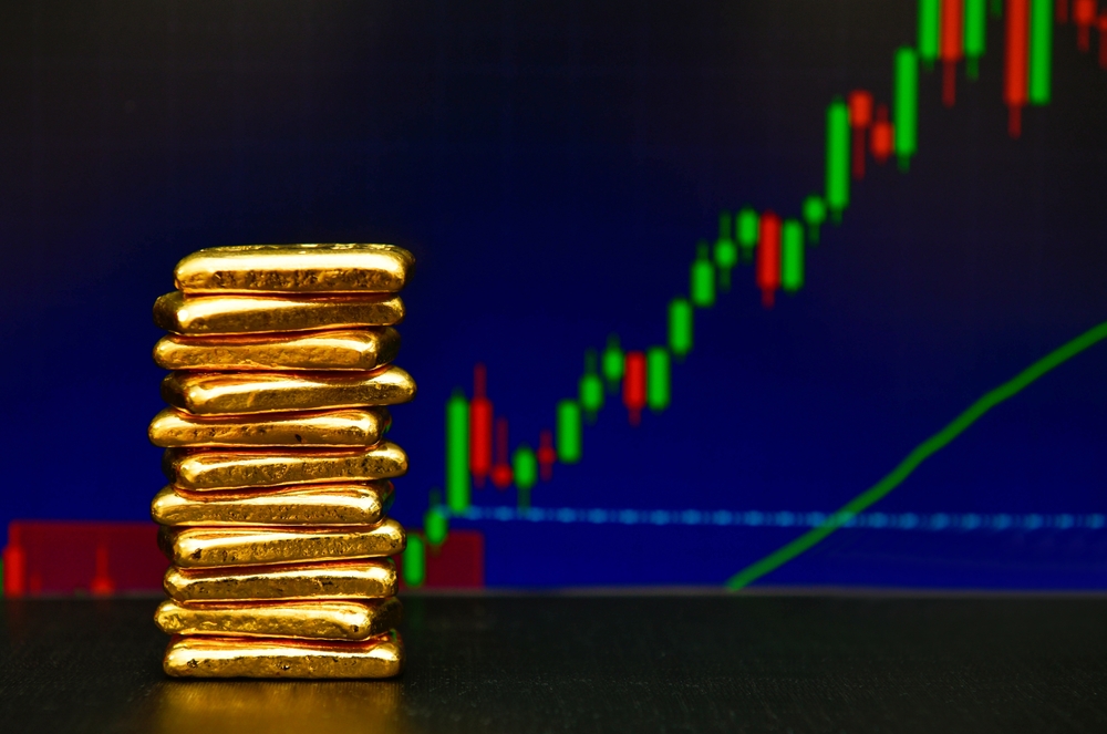 gold-holds-gains-after-tariff-ruling